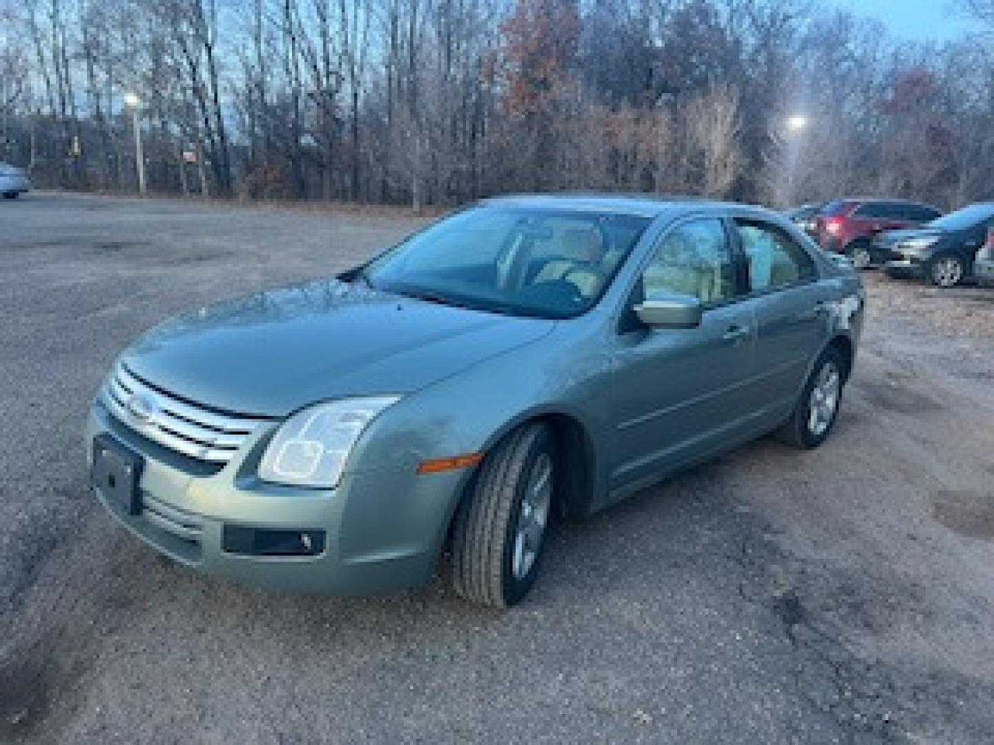 2008 Ford Fusion (3FAHP07Z68R) , located at 17255 hwy 65 NE, Ham Lake, MN, 55304, 0.000000, 0.000000 - Photo#0